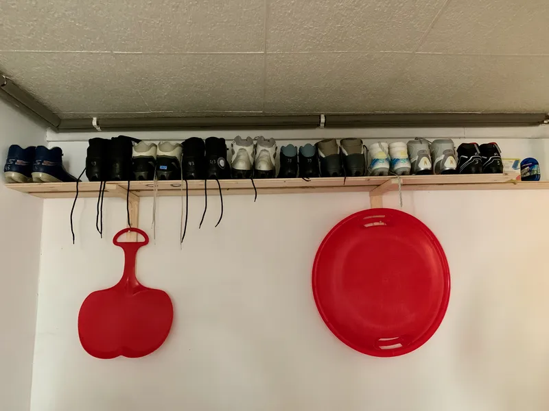 Skikeller mit Skischuhwärmer